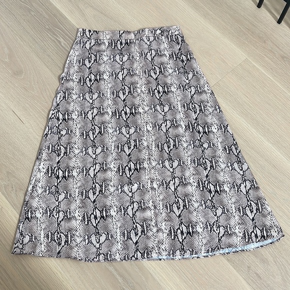 Mango A line Skirt never worn - Picture 6 of 9